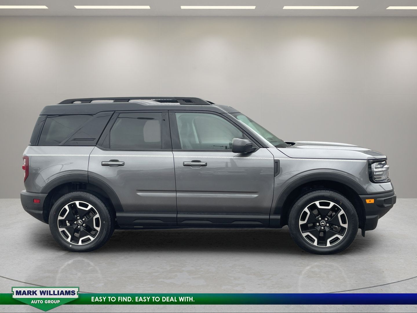 Used 2023 Ford Bronco Sport Outer Banks AWD/4WD image 3