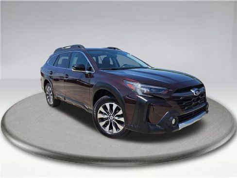 Used 2024 Subaru Outback Limited AWD/4WD image 3