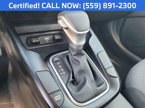 Certified 2025 Kia Soul LX w/ LX Technology Package FWD image 20