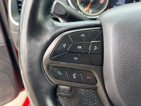 Used 2019 Jeep Cherokee Trailhawk w/ Cold Weather Group AWD/4WD image 43