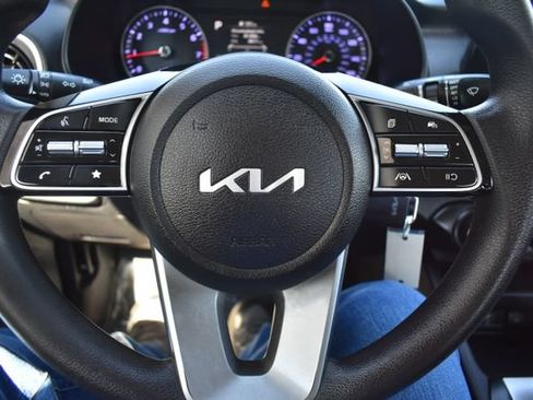 Used 2024 Kia Forte LXS FWD image 19