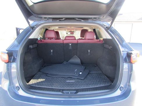 Used 2022 MAZDA CX-5 Carbon Edition image 27