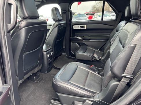 Used 2020 Ford Explorer Limited image 11