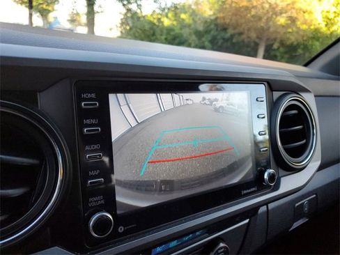 Used 2021 Toyota Tacoma TRD Off-Road image 27