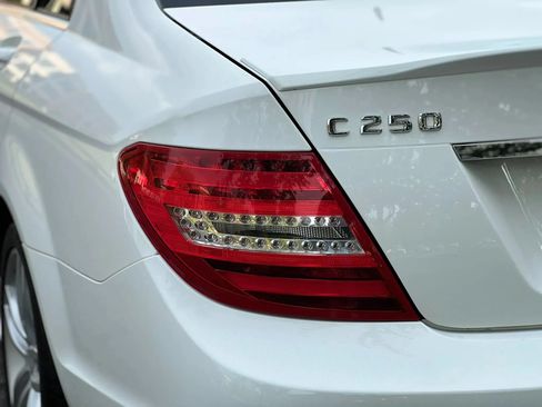 Used 2014 Mercedes-Benz C 250 Sedan image 11