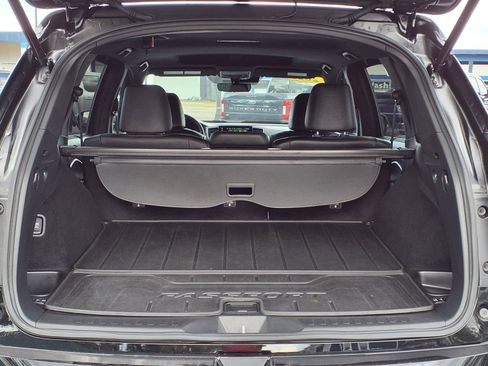 Used 2025 Honda Passport Black Edition image 7