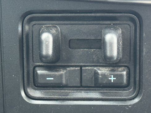 Used 2021 Ford F150 Lariat w/ Equipment Group 502A High image 7