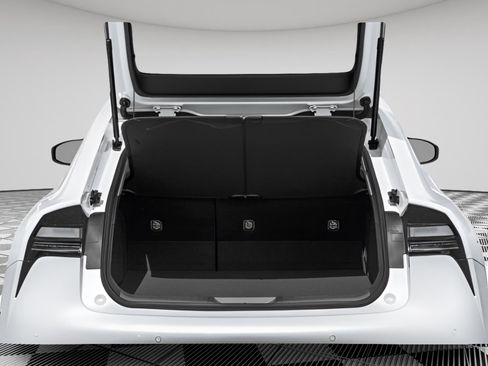 New 2026 Toyota Prius Plug-In Hybrid image 10