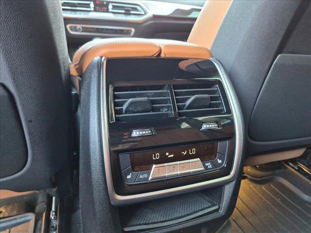 Used 2019 BMW X5 xDrive40i w/ Premium Package AWD/4WD image 18