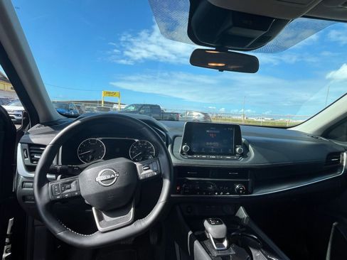 Used 2025 Nissan Rogue SV AWD/4WD image 35