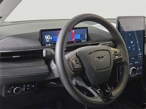 Used 2023 Ford Mustang Mach-E Premium image 11