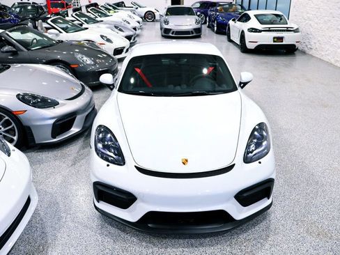 Used 2023 Porsche 718 Cayman GT4 RWD image 17