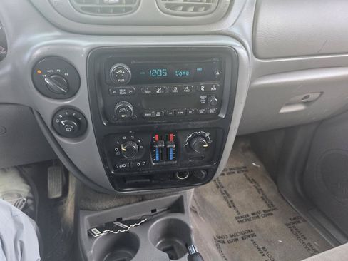 Used 2006 Chevrolet TrailBlazer LS AWD/4WD image 14