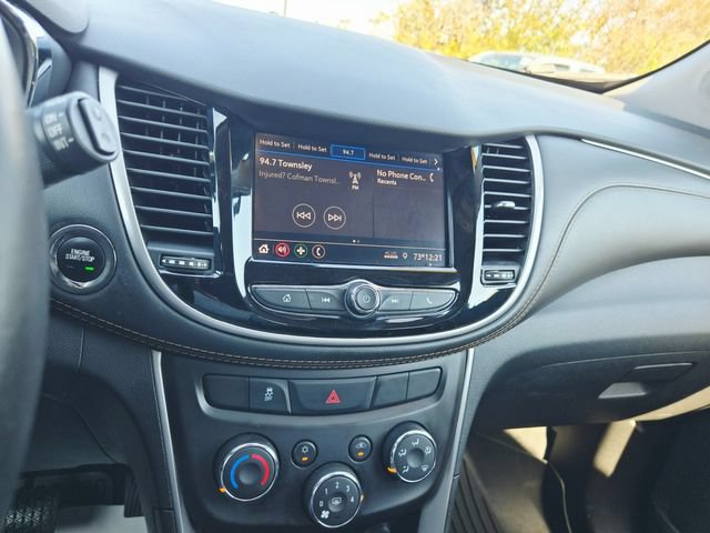 Used 2021 Chevrolet Trax LT w/ LT Convenience Package FWD image 20