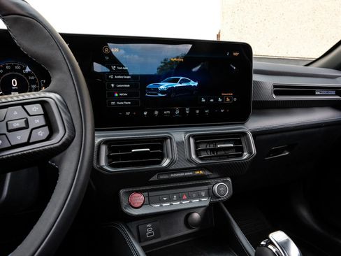 Used 2025 Ford Mustang Dark Horse RWD image 23