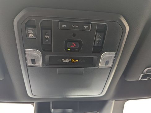 Used 2025 Toyota Tundra TRD Pro AWD/4WD image 24
