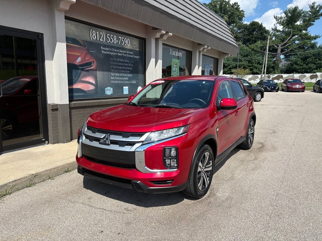 Used 2025 Mitsubishi Outlander Sport ES AWD/4WD image 2