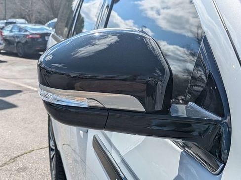 New 2026 Lincoln Navigator L Black Label AWD/4WD image 12