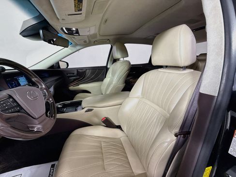 Used 2019 Lexus LS 500 AWD w/ Interior Upgrade Package image 11