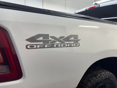 Used 2020 RAM 1500 Big Horn AWD/4WD image 40