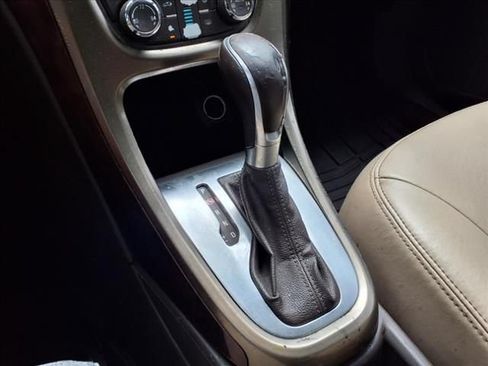 Used 2016 Buick Verano w/ Comfort Package FWD image 17
