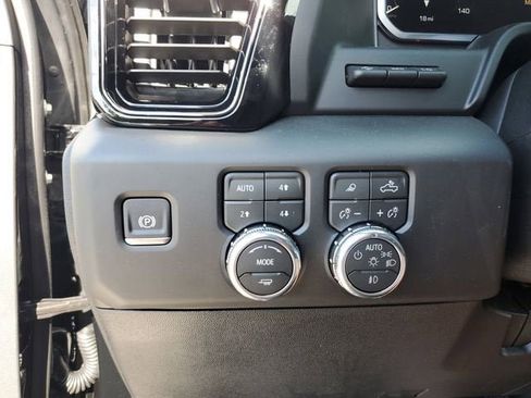 New 2026 GMC Sierra 2500 AT4X AWD/4WD image 31