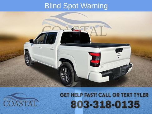 Used 2025 Nissan Frontier SV w/ SV Convenience Package image 11