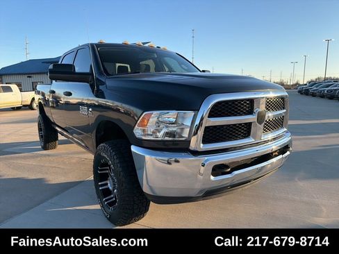Used 2016 RAM 2500 Tradesman w/ Chrome Appearance Group image 33
