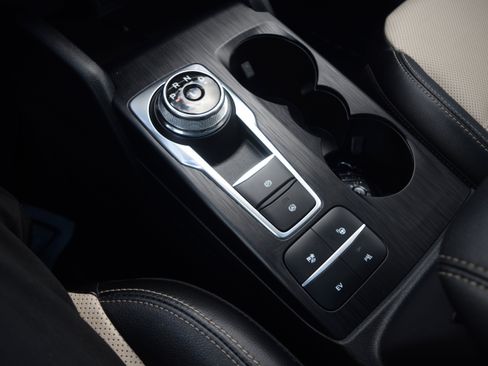 Certified 2022 Ford Escape Titanium w/ Titanium Premium Package image 12