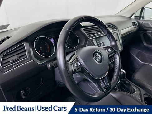 Used 2019 Volkswagen Tiguan SE image 10
