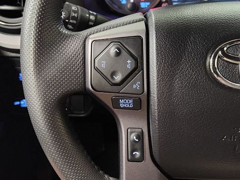 Used 2022 Toyota Tacoma TRD Sport w/ Technology Package RWD image 47