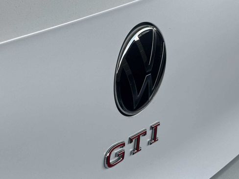 Used 2023 Volkswagen GTI Autobahn FWD image 10