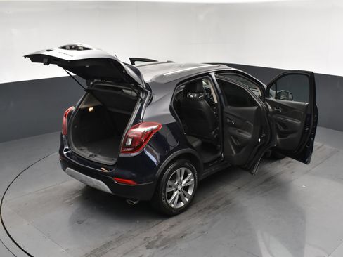 Used 2021 Buick Encore Preferred FWD image 56