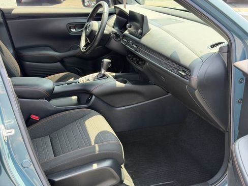 Used 2024 Honda HR-V Sport image 19