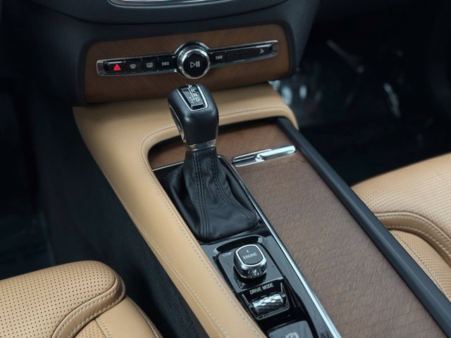 Used 2017 Volvo XC90 T6 Inscription w/ Vision Package AWD/4WD image 33