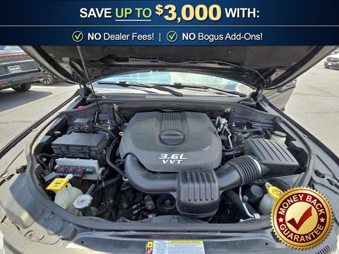 Used 2013 Jeep Grand Cherokee Laredo RWD image 25