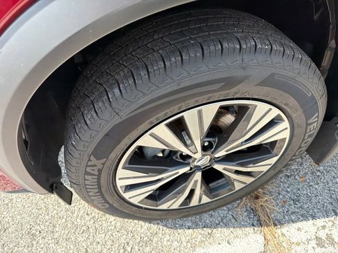 Used 2021 Nissan Rogue SV FWD image 10