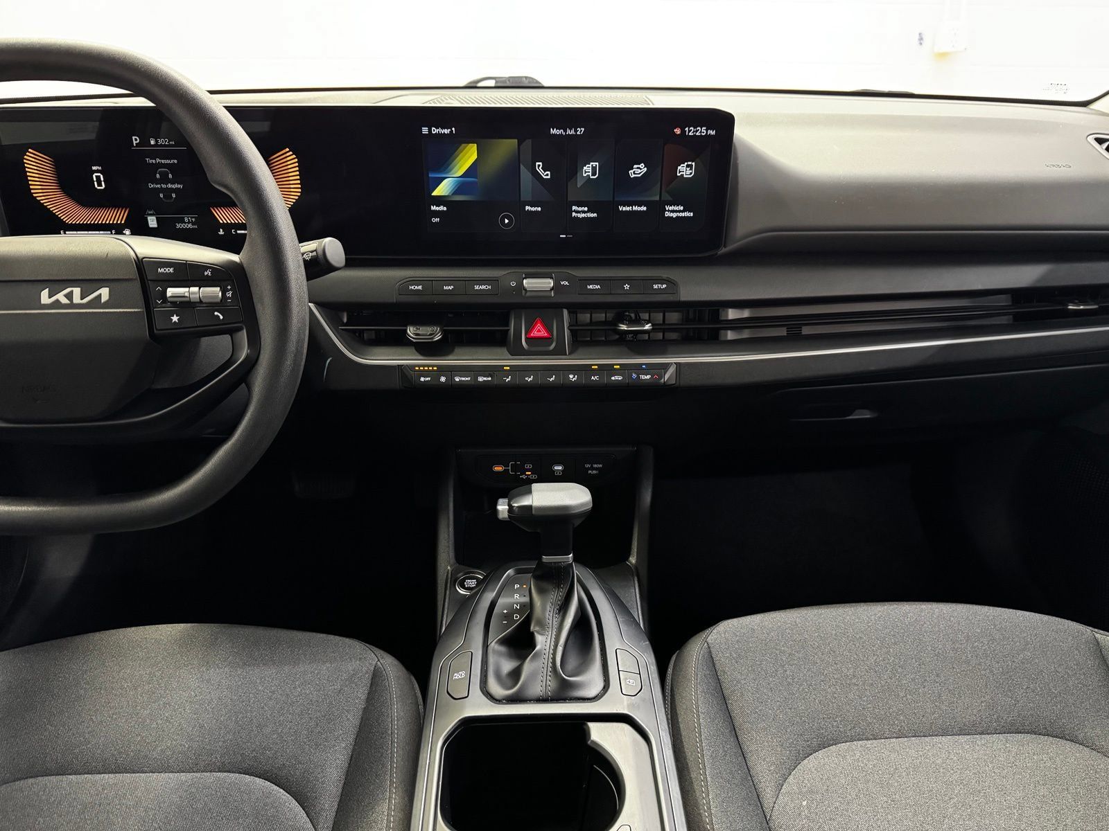 Used 2025 Kia K4 FWD image 14