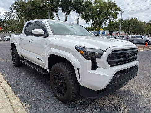 Used 2024 Toyota Tacoma SR5 AWD/4WD image 8