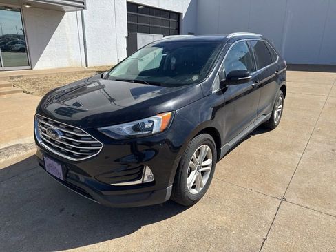 Used 2020 Ford Edge SEL image 3