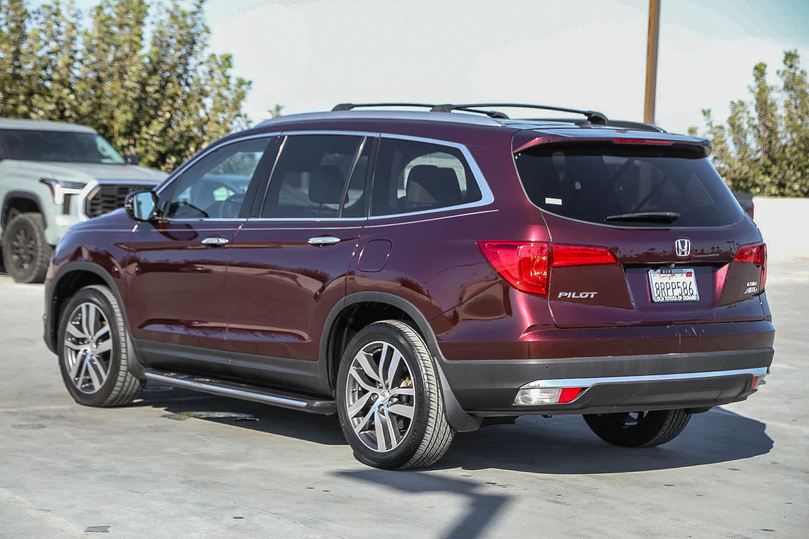 Used 2016 Honda Pilot Elite image 6