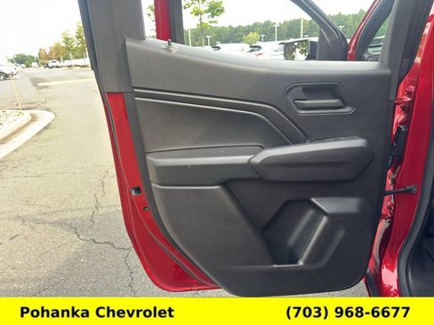 Used 2023 Chevrolet Colorado Trail Boss w/ Technology Package AWD/4WD image 23