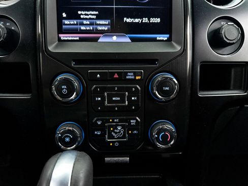Used 2014 Ford F150 FX4 w/ FX Appearance Package image 7