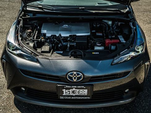 Used 2022 Toyota Prius XLE w/ Advanced Technology Package AWD/4WD image 41