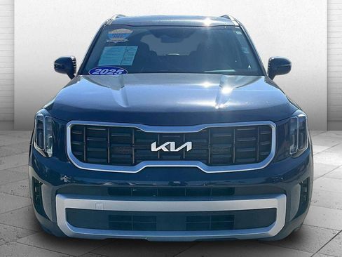 Used 2025 Kia Telluride S AWD/4WD image 2