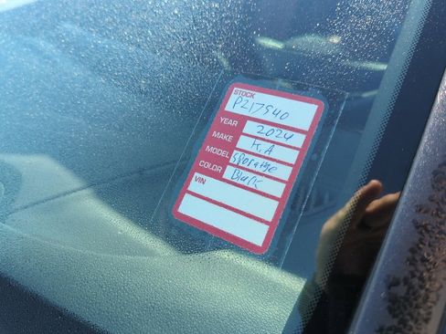 Certified 2024 Kia Sportage SX image 10