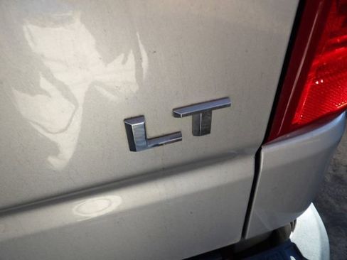 Used 2021 Chevrolet Silverado 1500 LT image 18