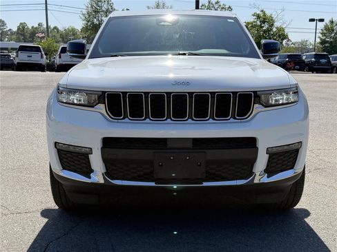 Used 2023 Jeep Grand Cherokee L Limited AWD/4WD image 35