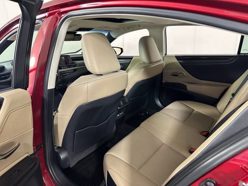 Used 2019 Lexus ES 350 w/ Premium Package FWD image 20