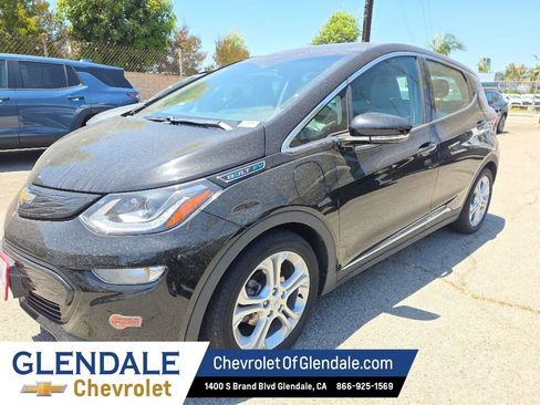 Used 2020 Chevrolet Bolt LT FWD image 2